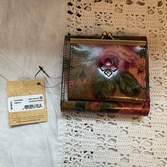 Patricia Nash Vintage Victorian Wallet Floral Wallet Bifold - Picture 2 of 2